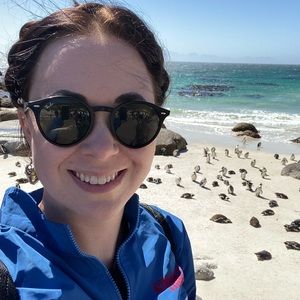 Meet your Posher, Emily